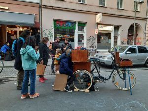 Miniaturkino in Spielstrasse Wrangelstr